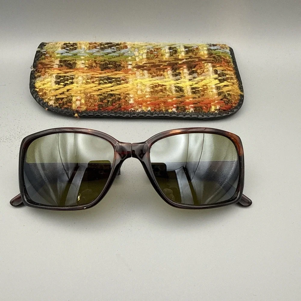 Neox Original Folding Tortoiseshell  Authe Sunglasses w/ Case  by Lori Greiner